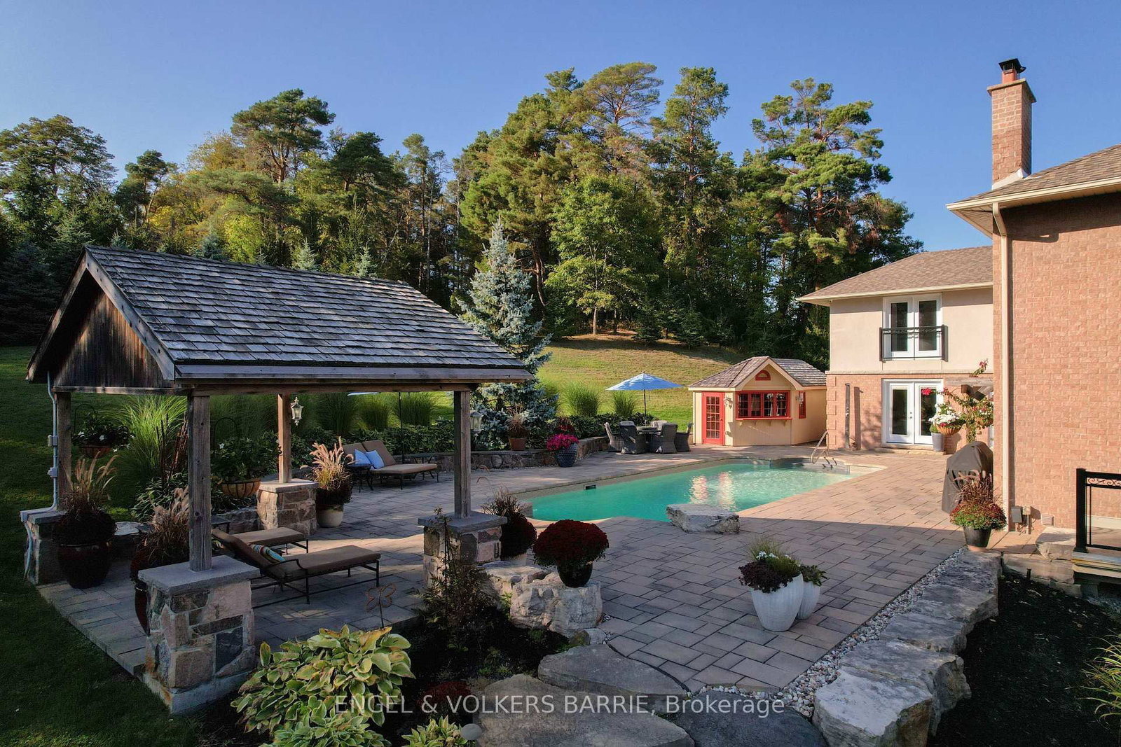 419 Goodwood Rd Road • Uxbridge, ON photo 6