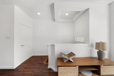 27 Benson Avenue — photo 6