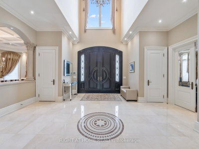 100 Rocmary Place • Vaughan, ON photo 4