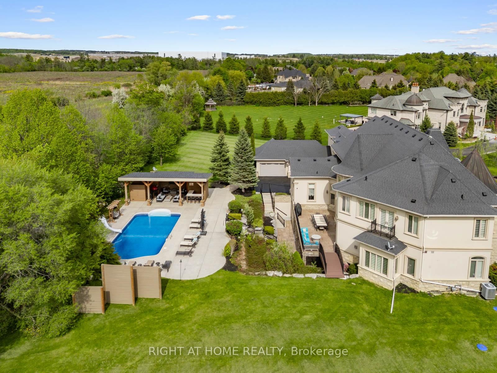 100 Rocmary Place • Vaughan, ON photo 43