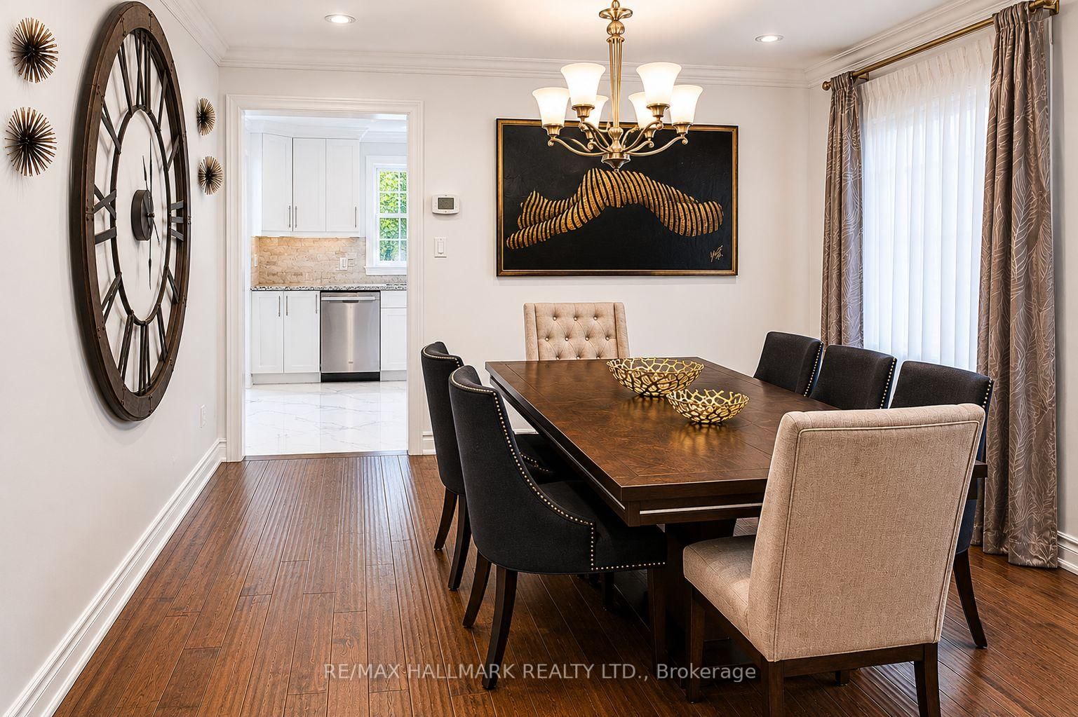 92 E Weldrick Road • Richmond Hill, ON photo 4