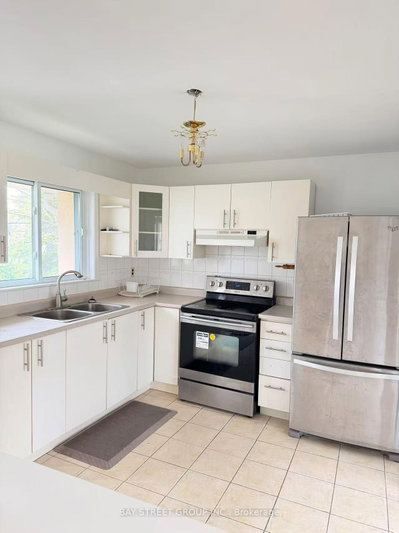 Unit # Upper Unit — 395 Loretta Crescent — photo 5