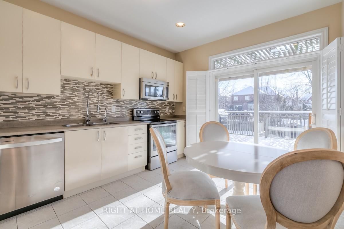63 Snowy Meadow Avenue • Richmond Hill, ON photo 13