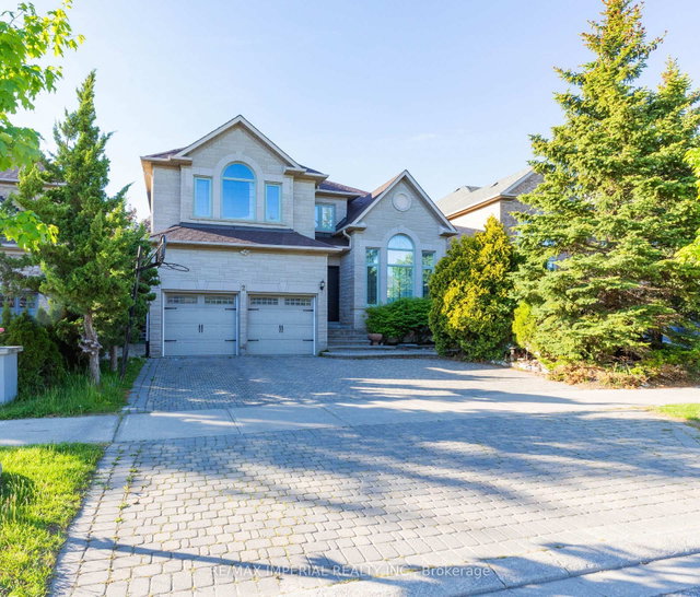 2 Farnham Drive