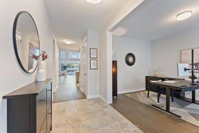 6 Howard Williams Court — photo 4