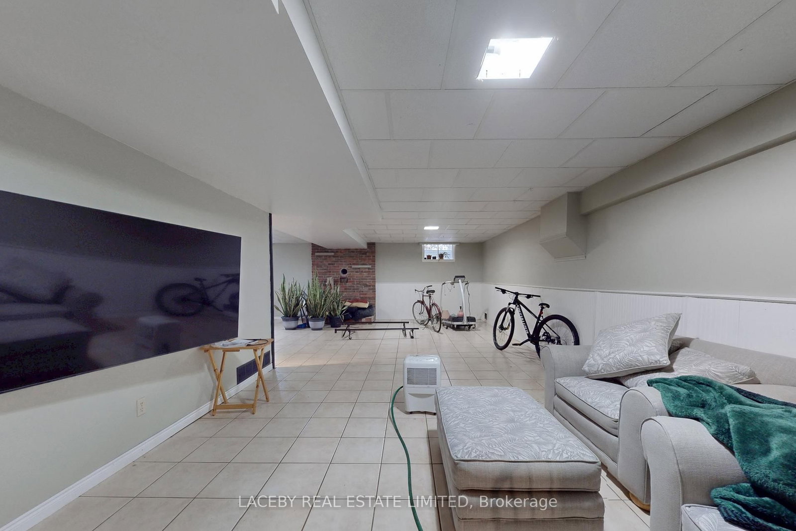 19654 Mccowan Road • East Gwillimbury, ON photo 17