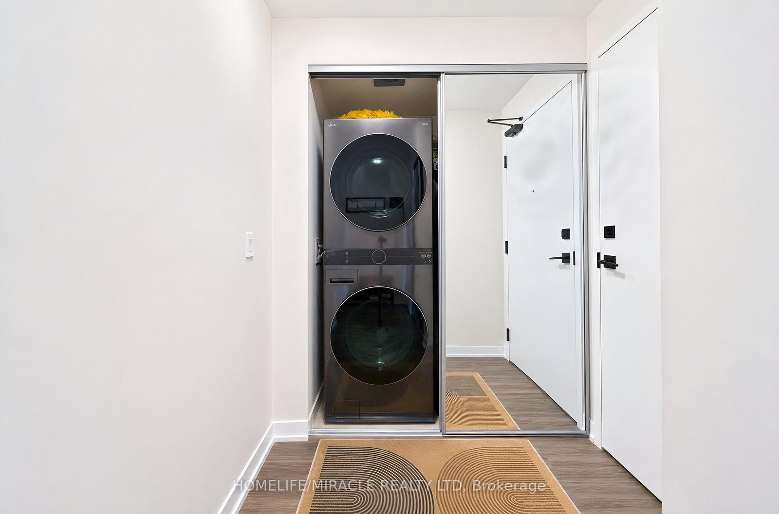 10 Abeja Street, Unit 813 - Photo 20