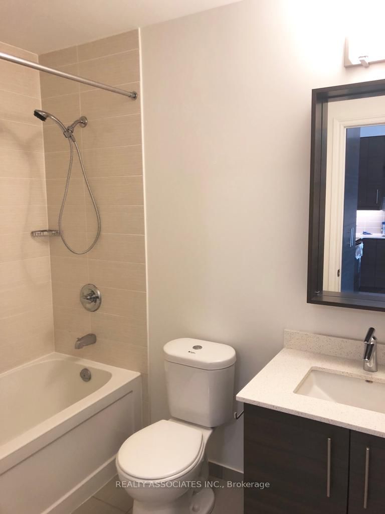 277 South Park Road, Unit 1020 - Photo 10