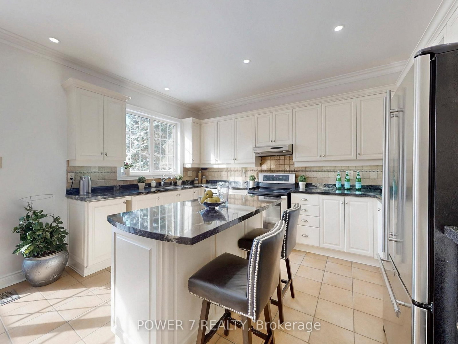 49 Pettet Road • Whitchurch-Stouffville, ON photo 12