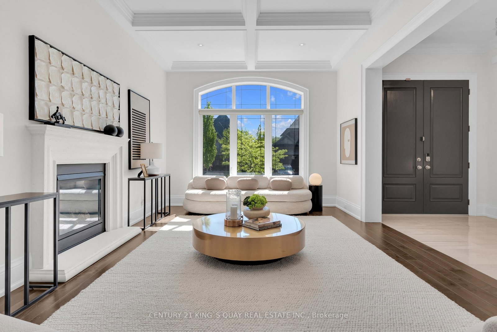 32 Hogan Court • King, ON photo 6