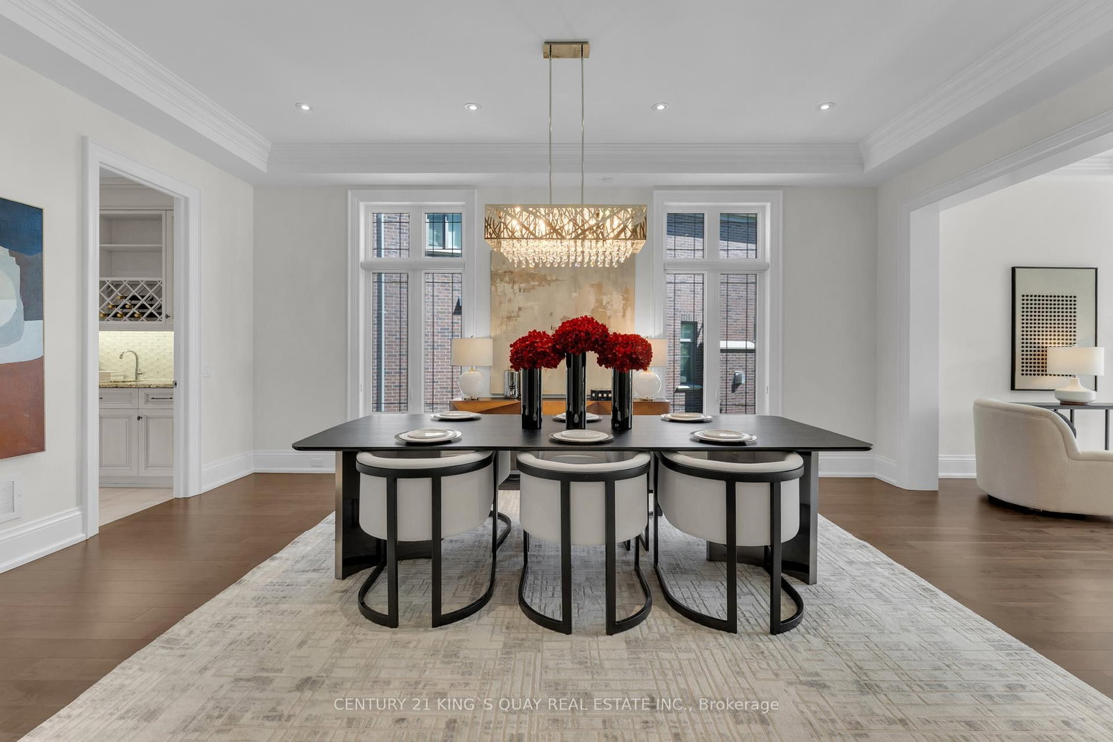 32 Hogan Court • King, ON photo 9