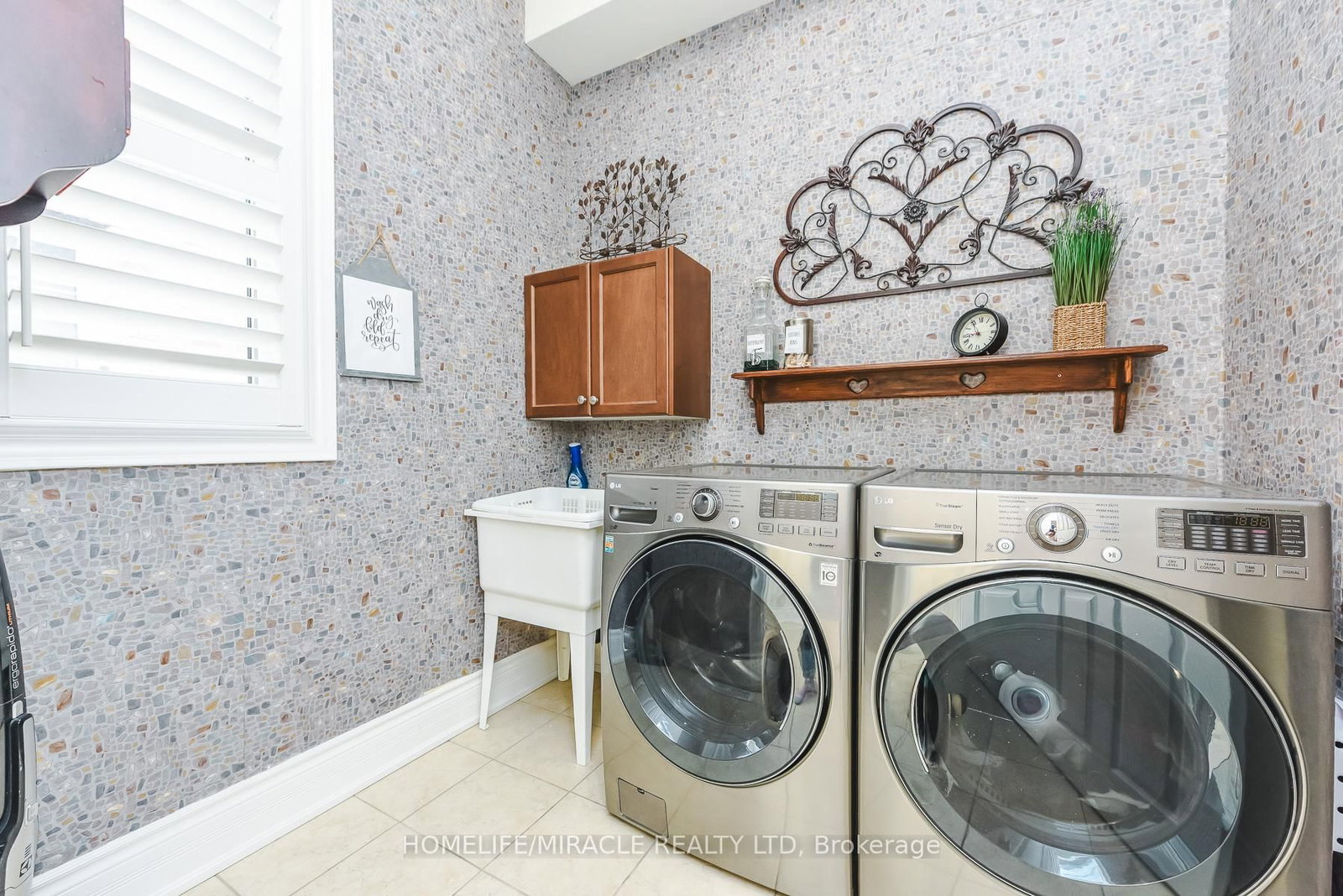 37 Venkata Drive • Vaughan, ON photo 27