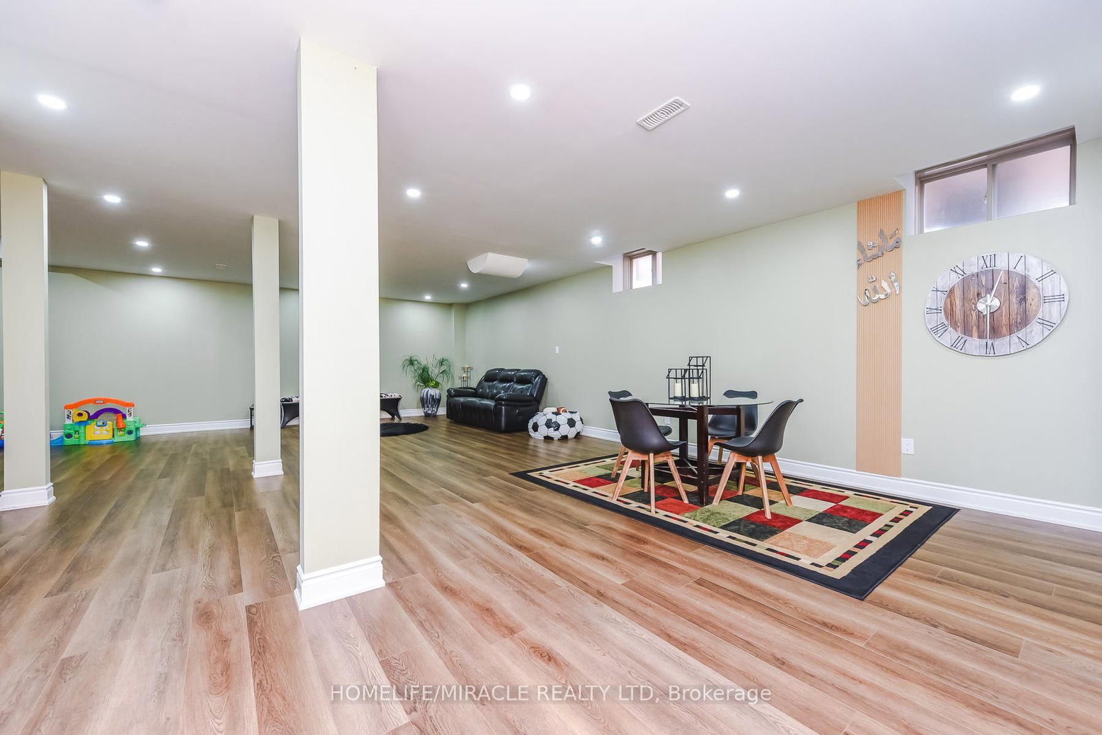 37 Venkata Drive • Vaughan, ON photo 40