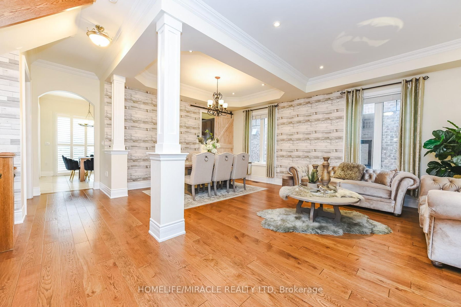 37 Venkata Drive • Vaughan, ON photo 5