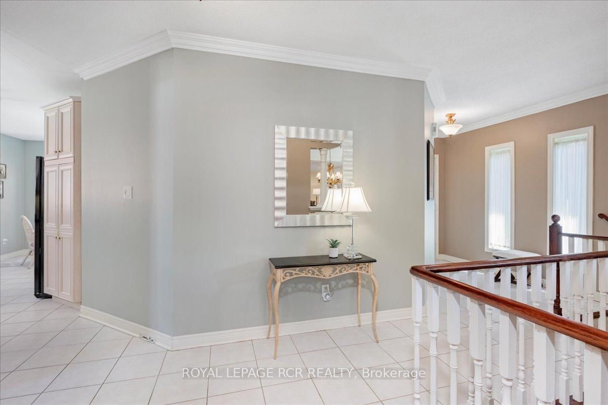 40 Bella Vista Trail • New Tecumseth, ON photo 2