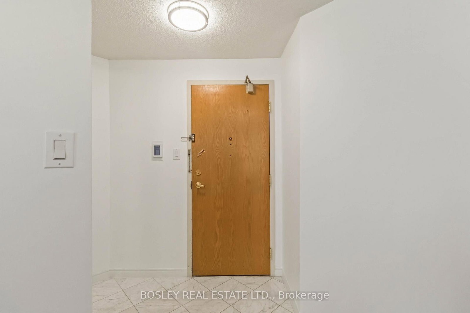 7250 Yonge Street • #206 • Vaughan, ON photo 6