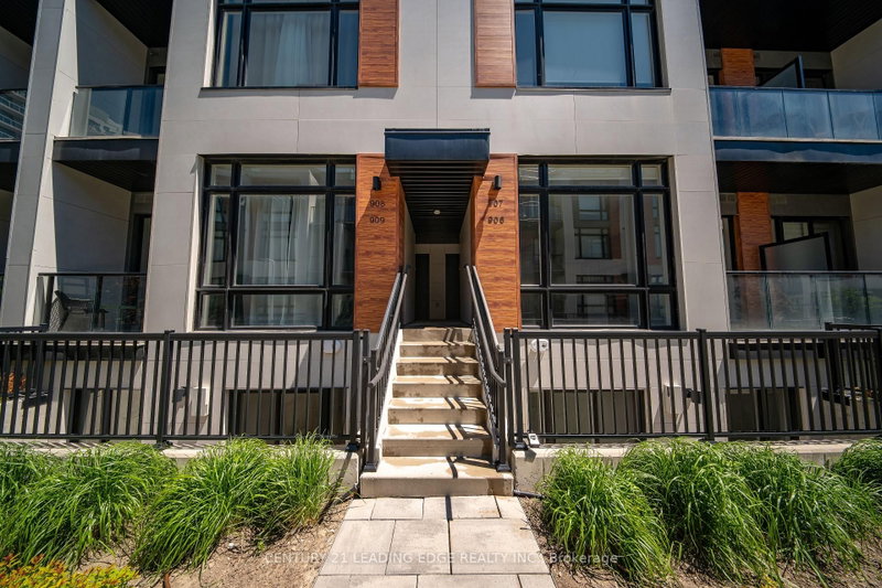 909 - 2 Steckley House Ln Lane