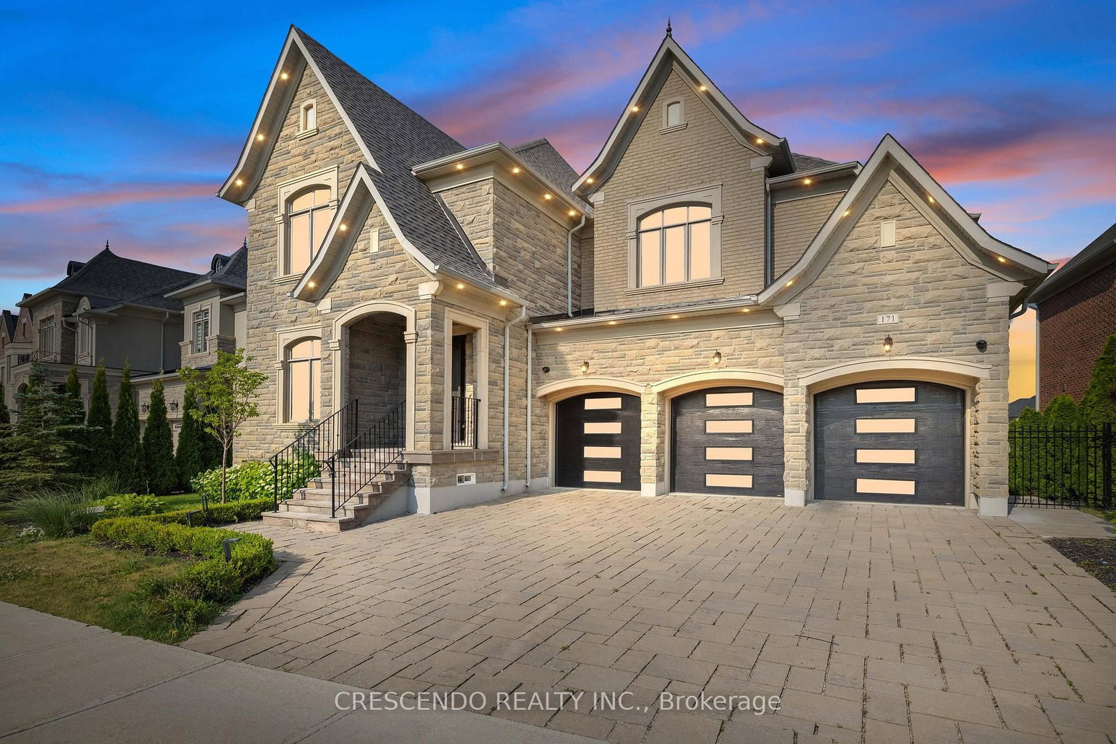 171 Woodgate Pines Drive • Vaughan, ON photo 1