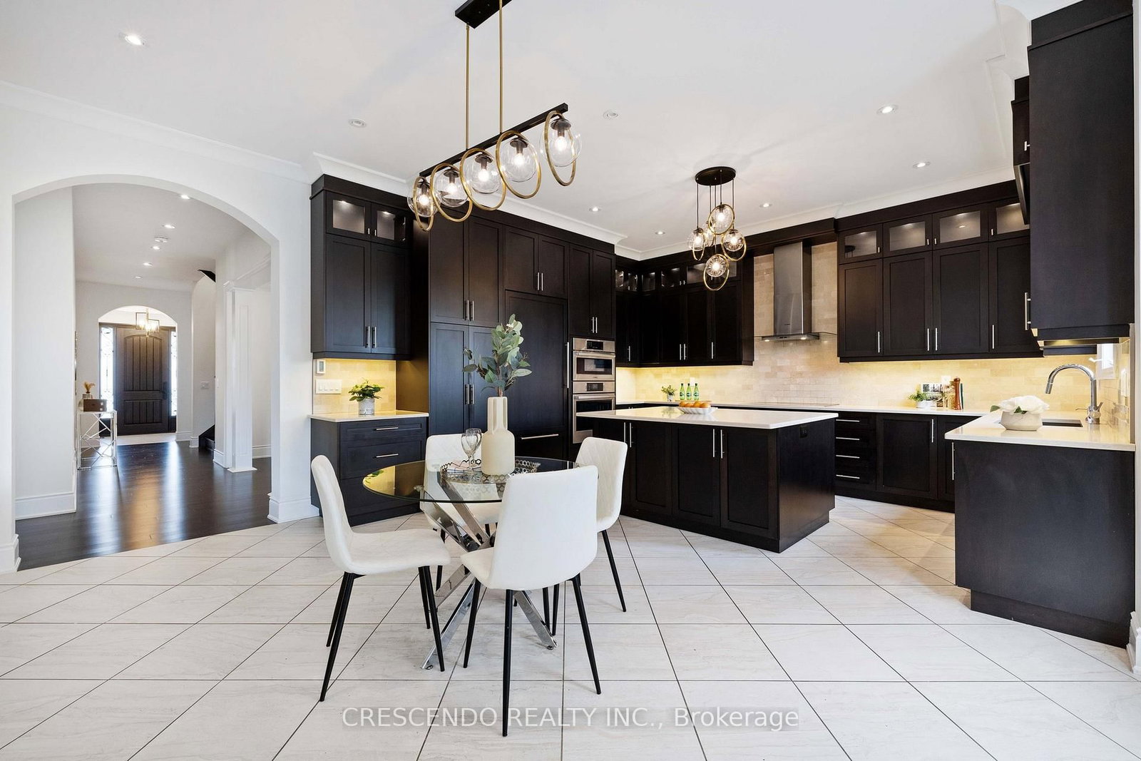 171 Woodgate Pines Drive • Vaughan, ON photo 10