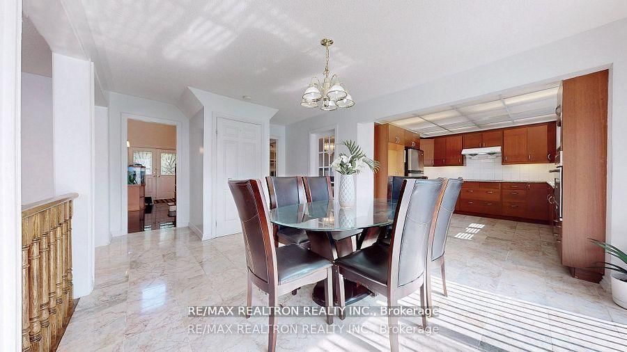 72 Spanhouse Crescent • Markham, ON photo 13
