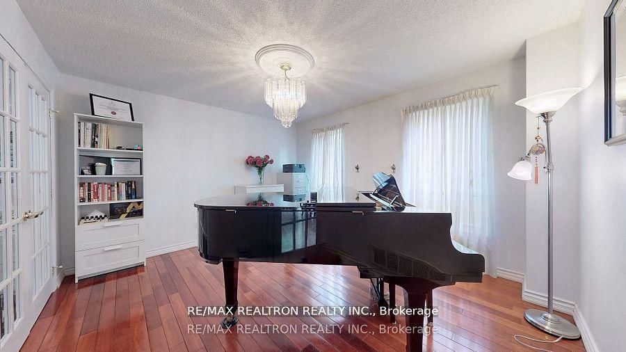 72 Spanhouse Crescent • Markham, ON photo 15