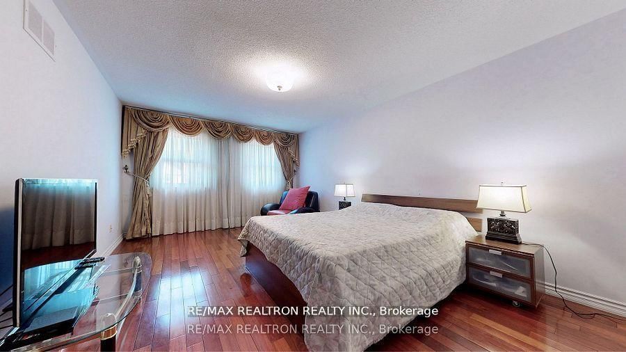 72 Spanhouse Crescent • Markham, ON photo 17