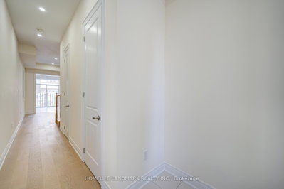 36 Latchford Lane N — photo 4