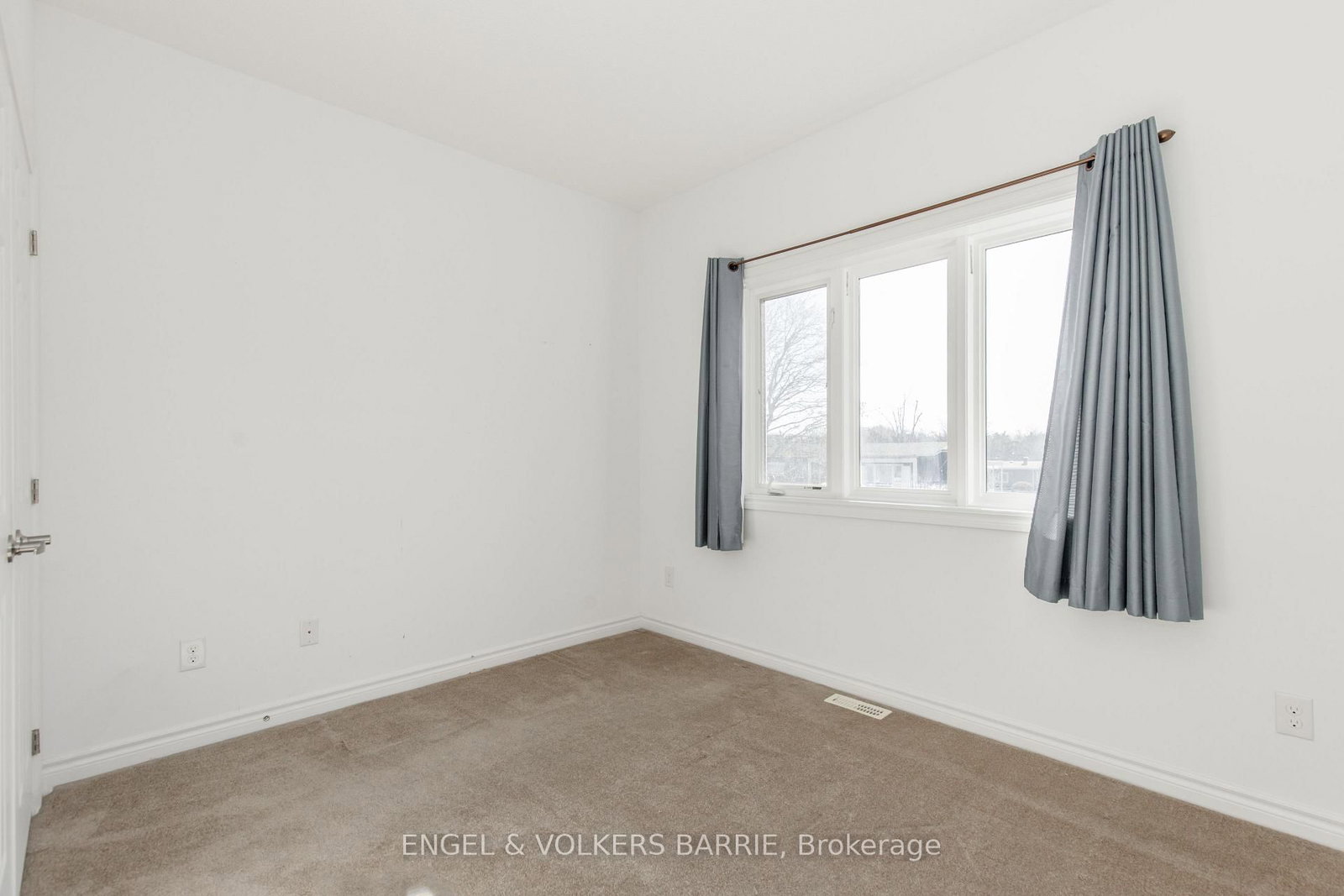 38 Linden Lane • Innisfil, ON photo 28