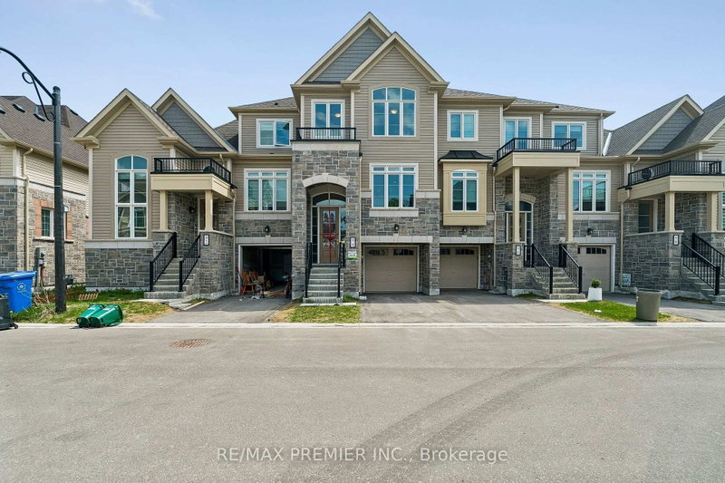94 Lyall Stokes Circle