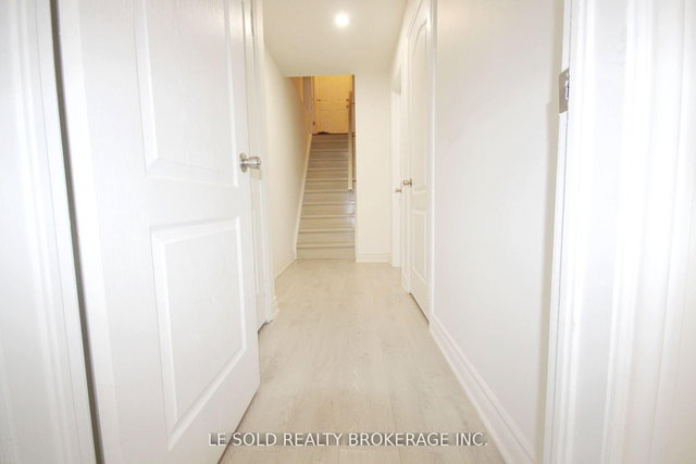 Bsmt - 7 Pear Blossom Way