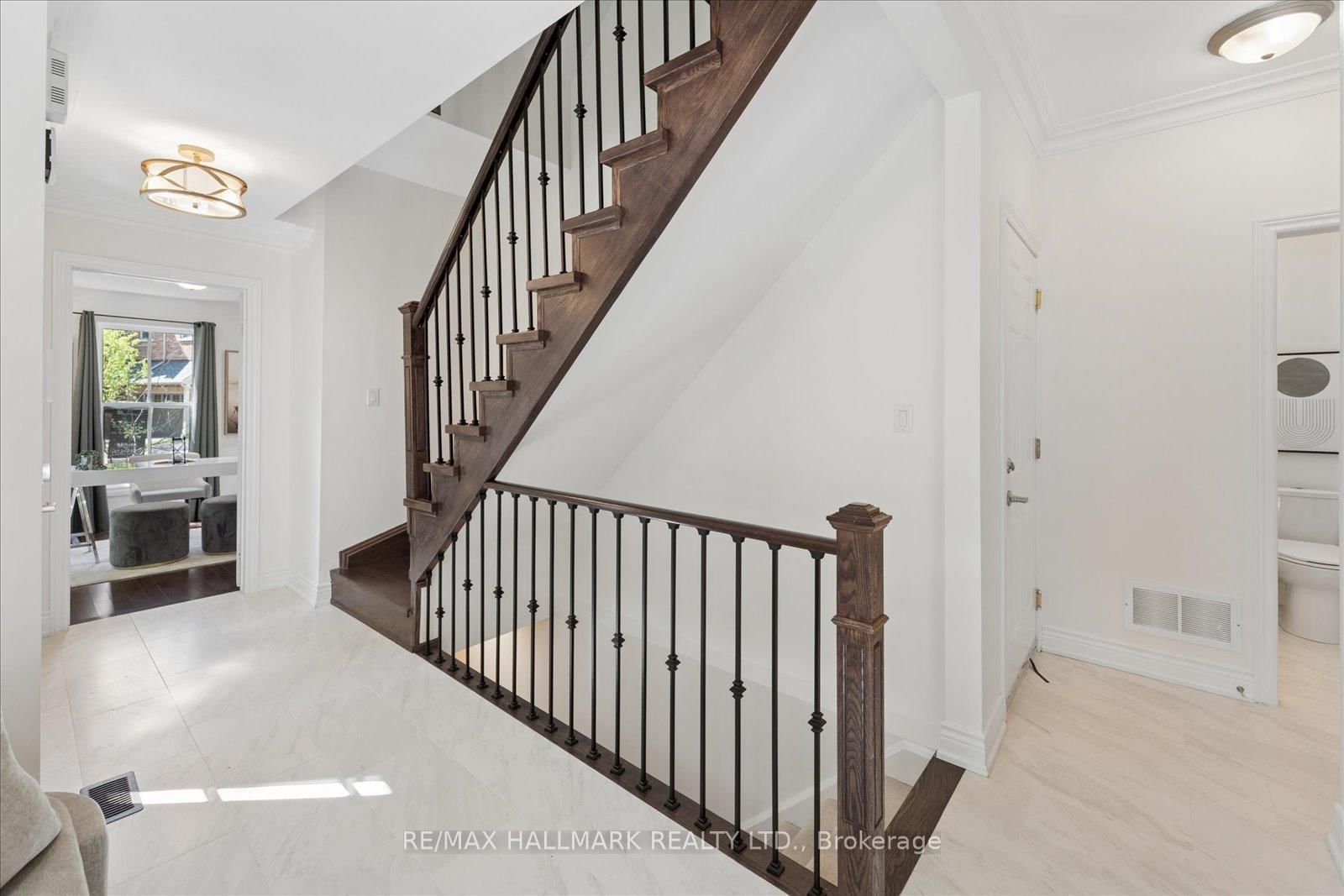 13 E J Lennox Way • Markham, ON photo 12