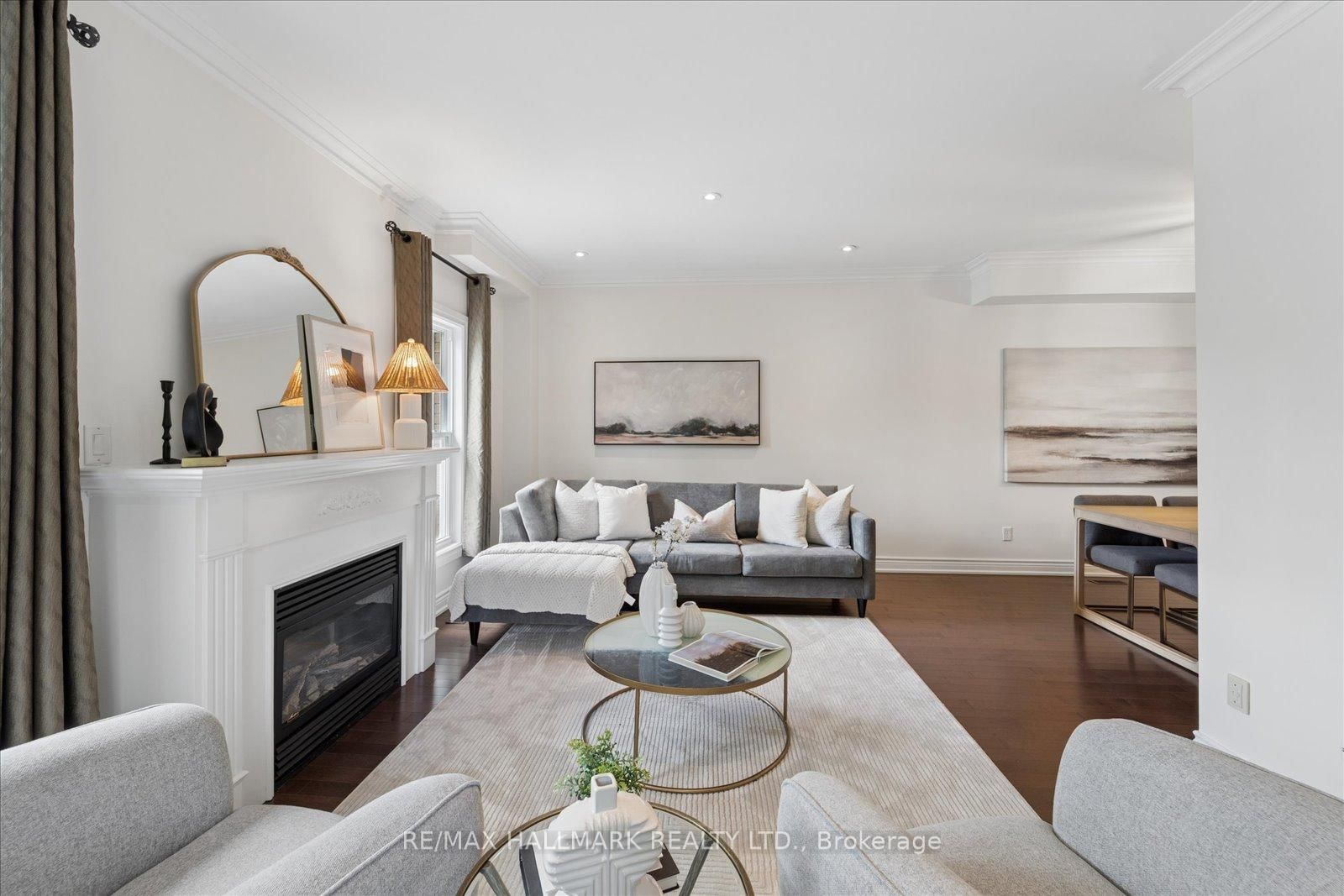 13 E J Lennox Way • Markham, ON photo 16
