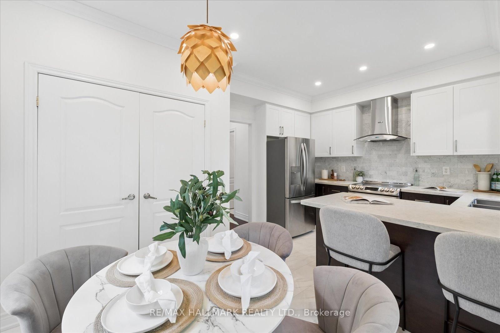 13 E J Lennox Way • Markham, ON photo 27