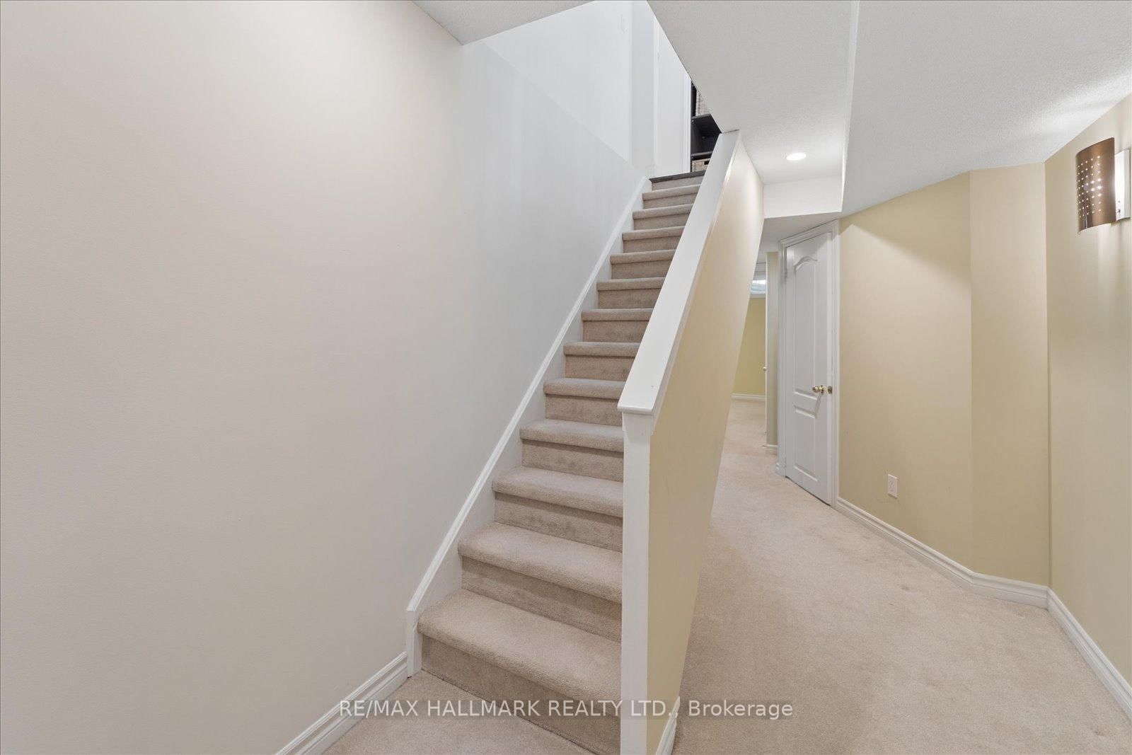 13 E J Lennox Way • Markham, ON photo 37