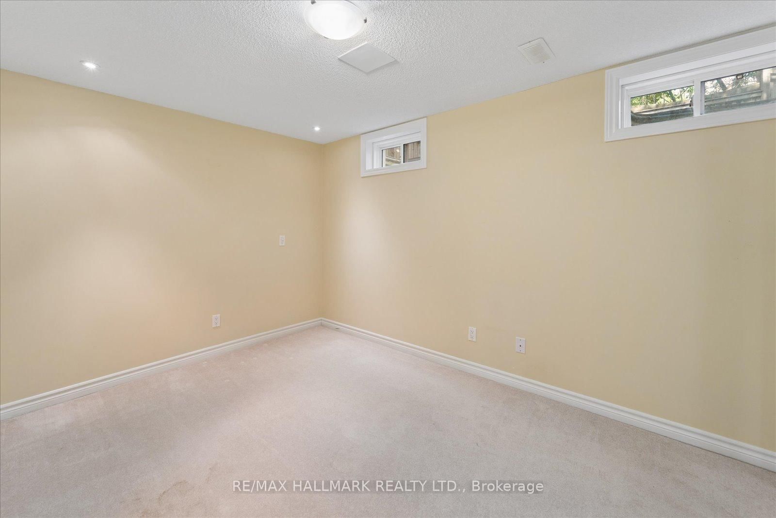 13 E J Lennox Way • Markham, ON photo 40