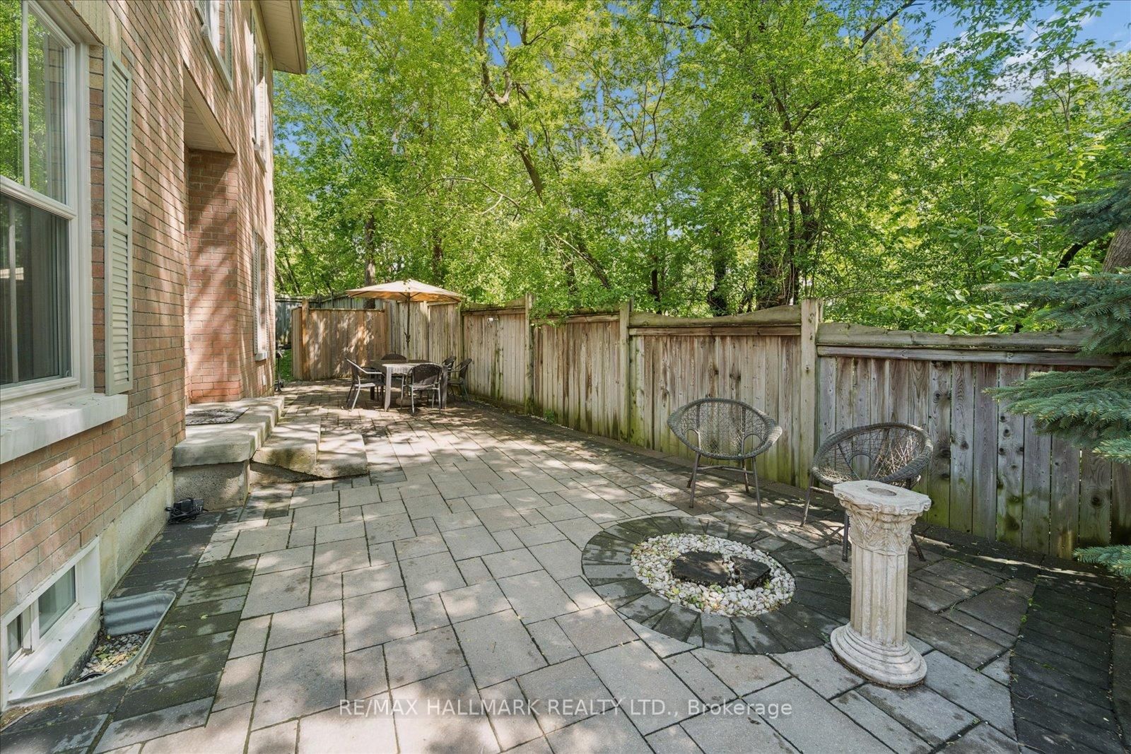 13 E J Lennox Way • Markham, ON photo 42