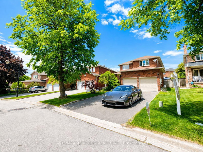 home for sale on 8 Muster Court