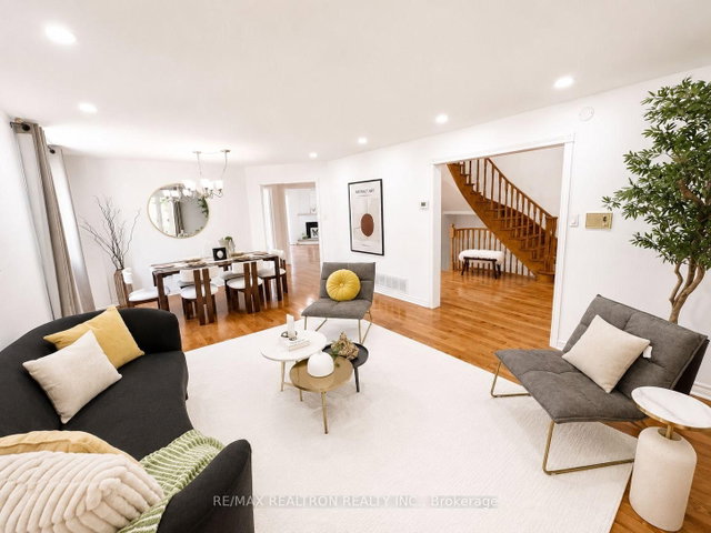8 Muster Court