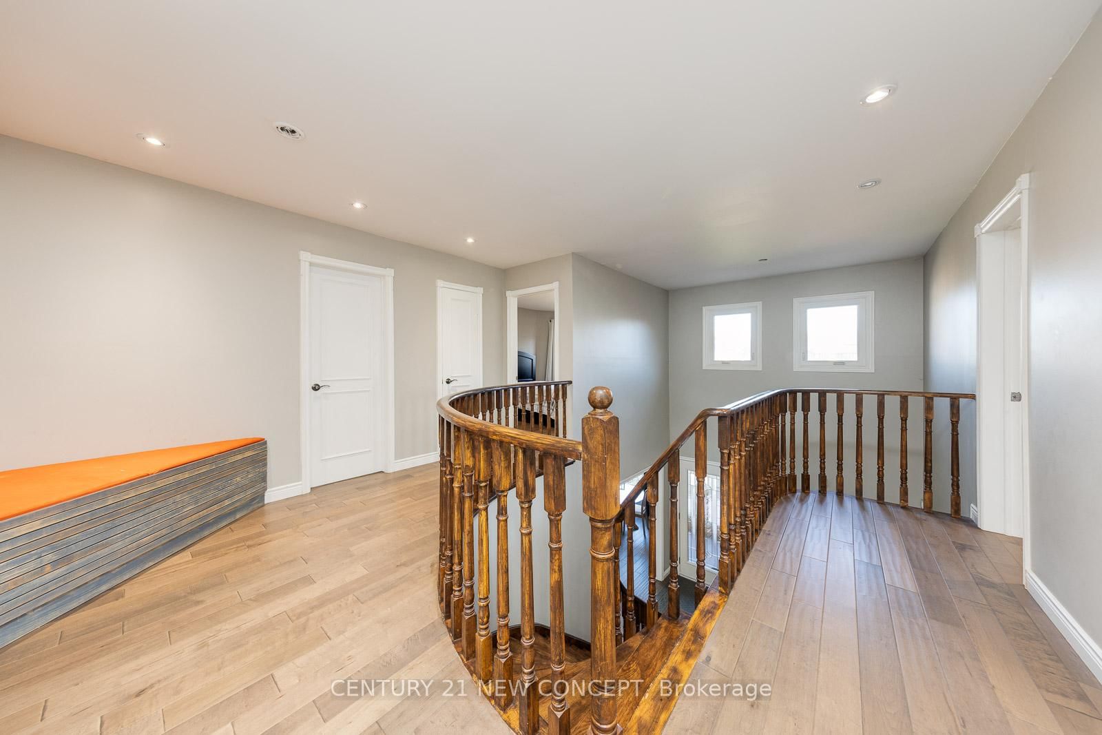 40 Marchwood Crescent • Richmond Hill, ON photo 21