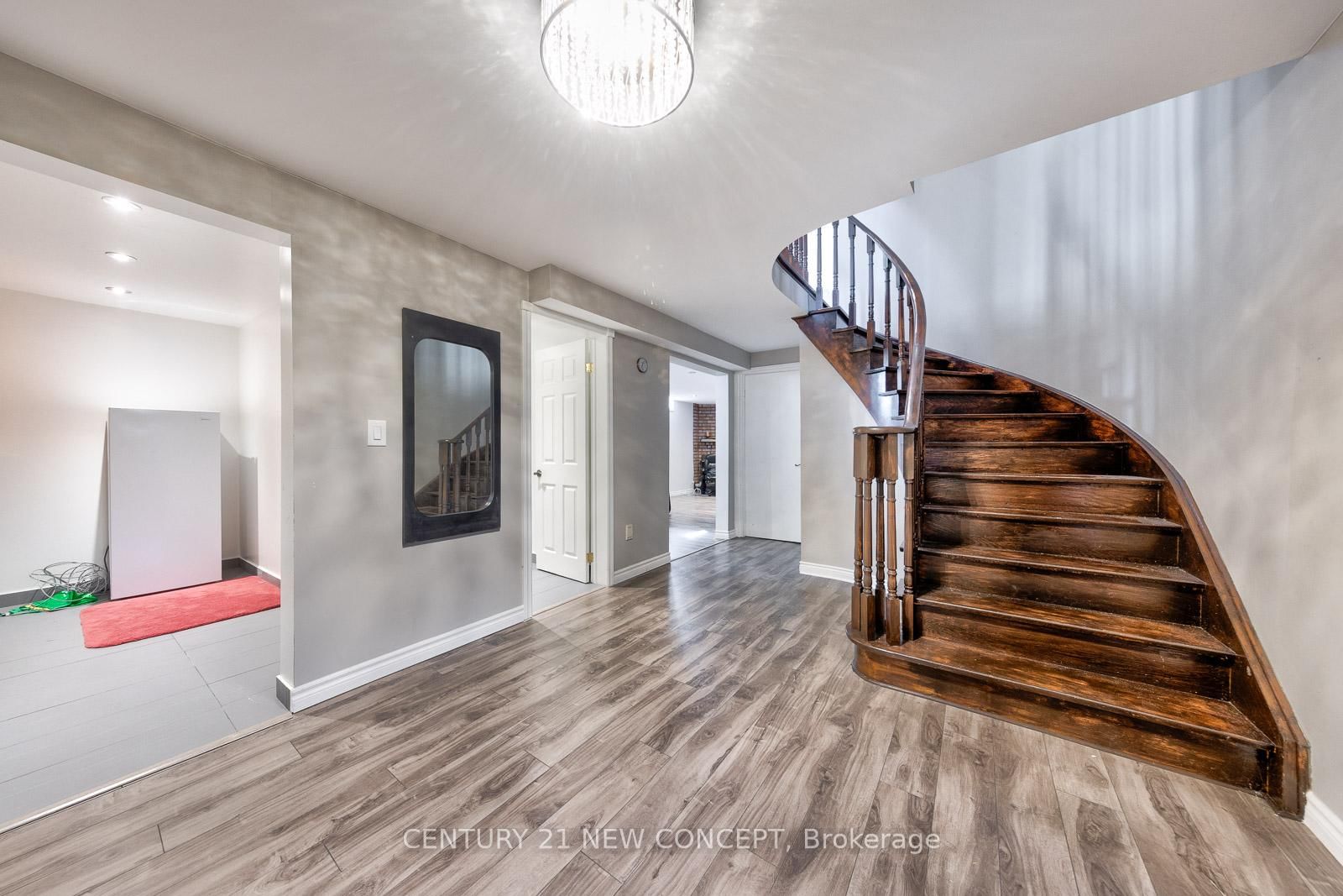 40 Marchwood Crescent • Richmond Hill, ON photo 31