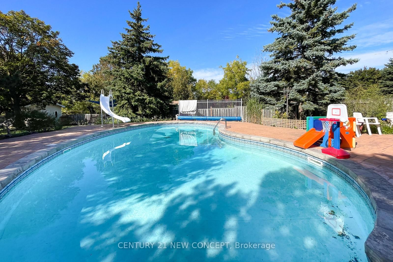 40 Marchwood Crescent • Richmond Hill, ON photo 39