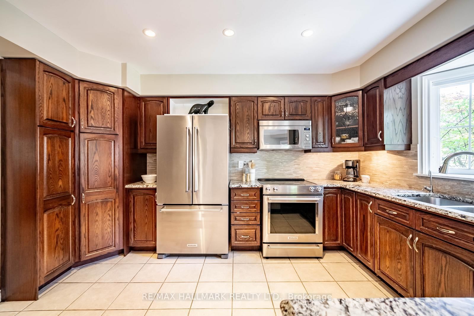 160 Park Drive • Whitchurch-Stouffville, ON photo 16