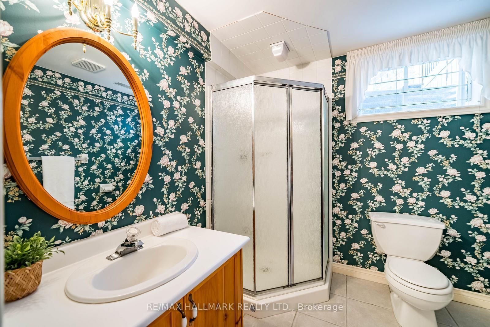 160 Park Drive • Whitchurch-Stouffville, ON photo 40