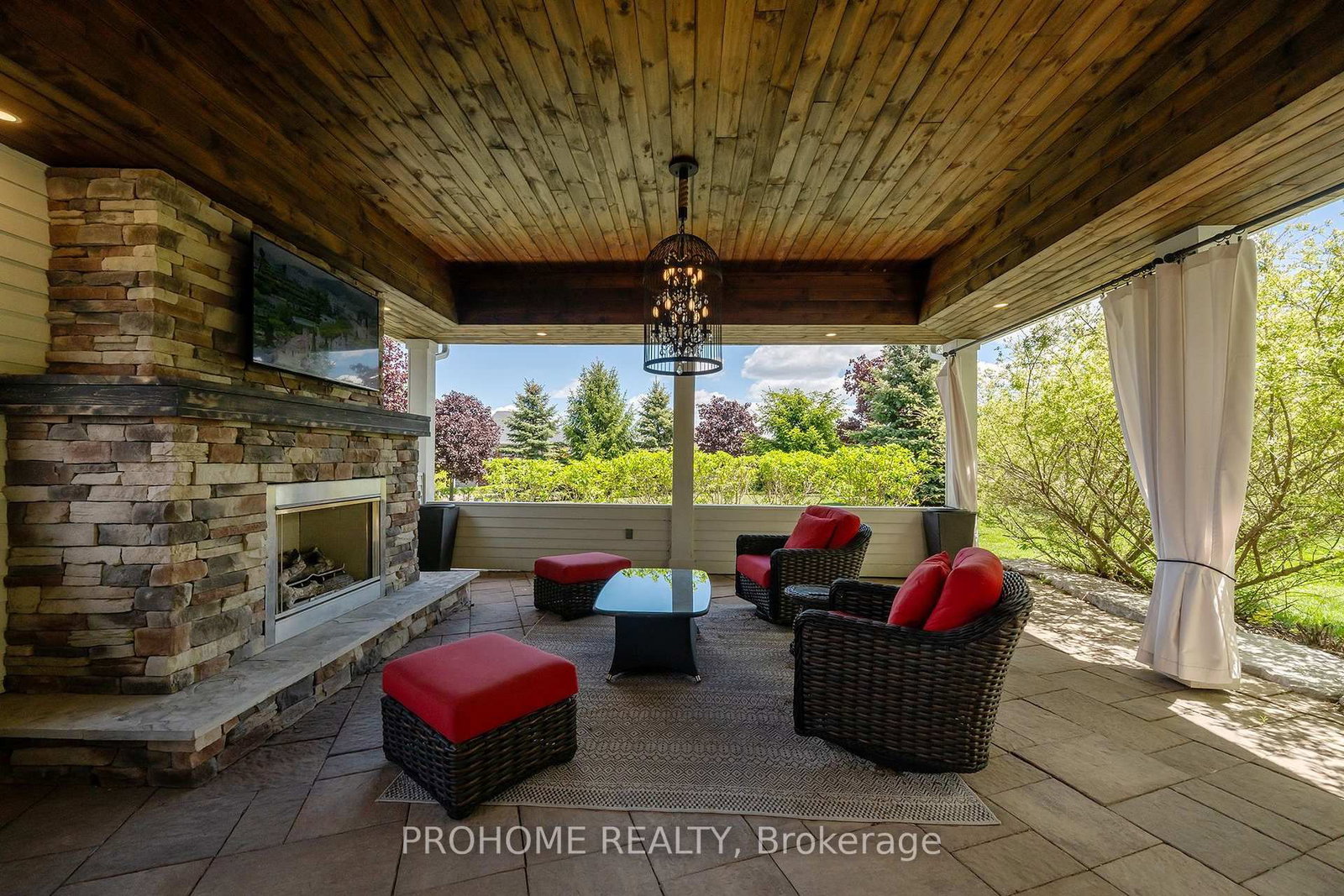 17 Fountainview Lane • Uxbridge, ON photo 18