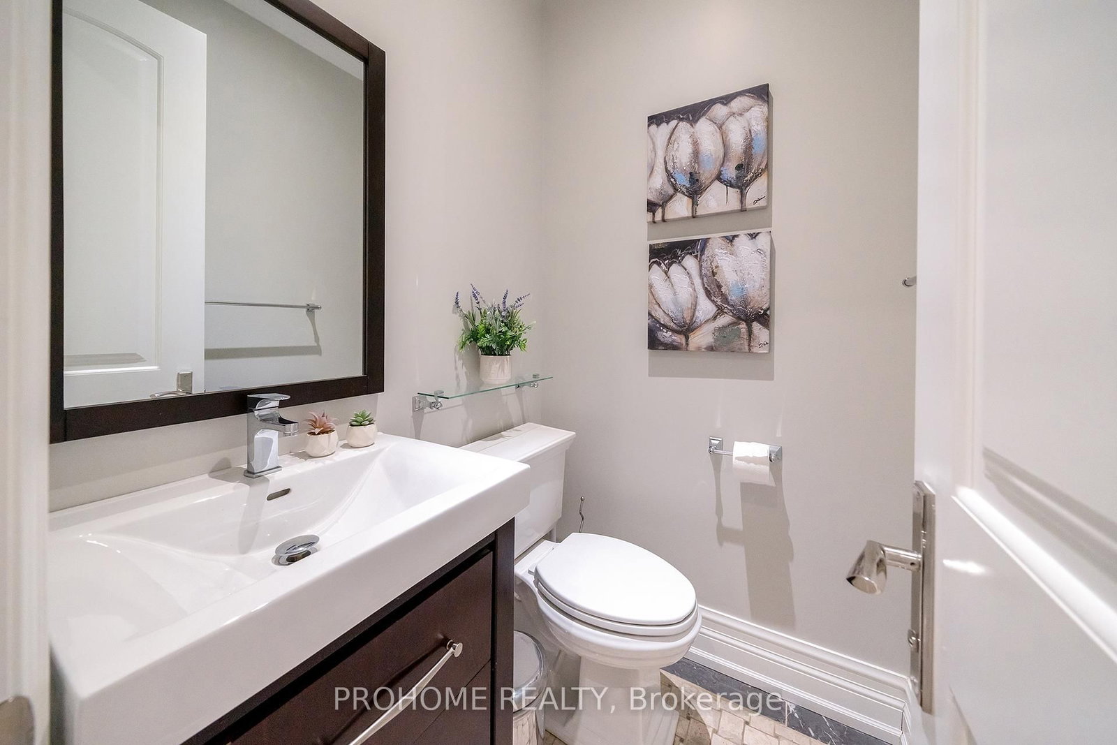 17 Fountainview Lane • Uxbridge, ON photo 26