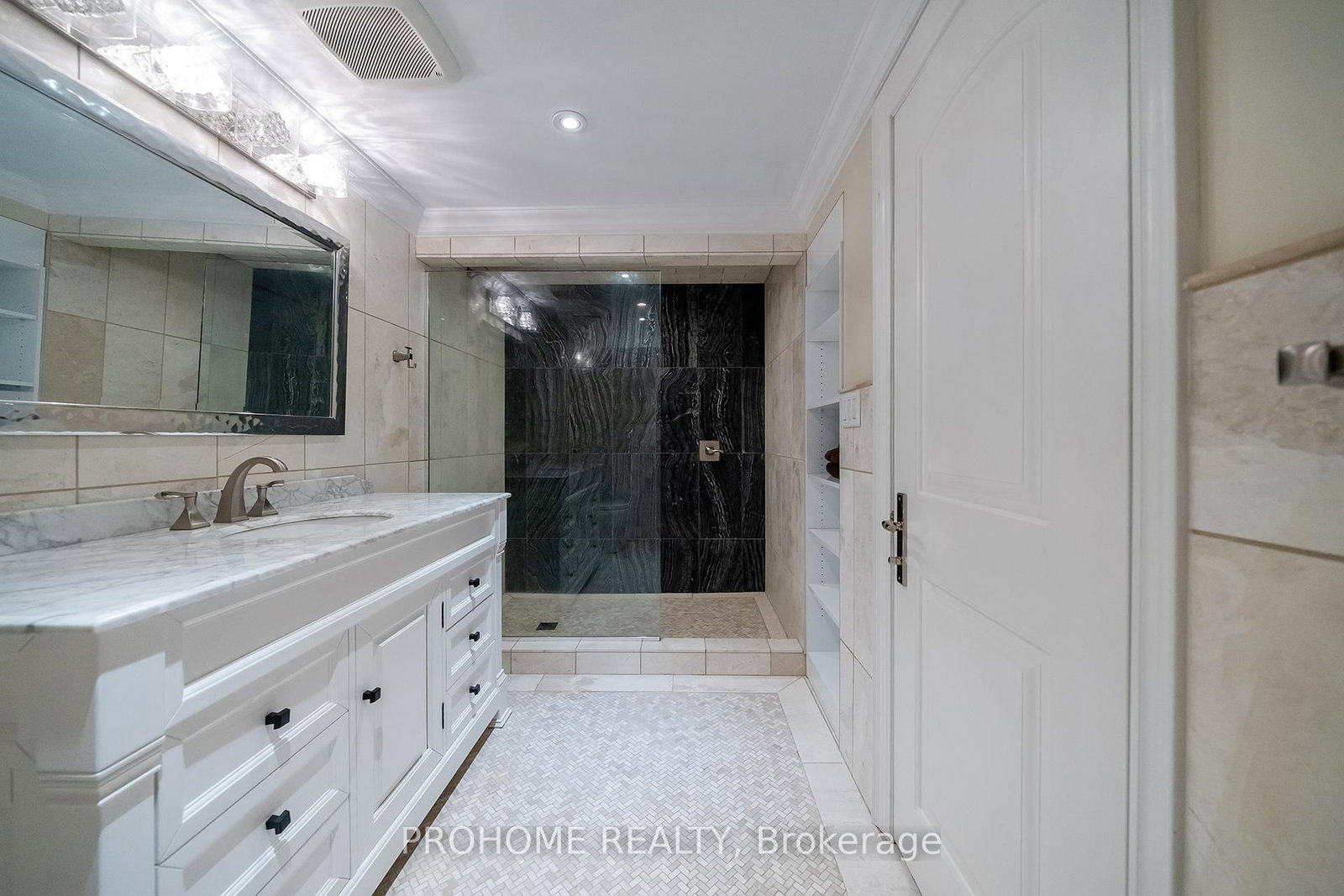 17 Fountainview Lane • Uxbridge, ON photo 38