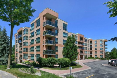 308 - 4 Briar Hill Heights