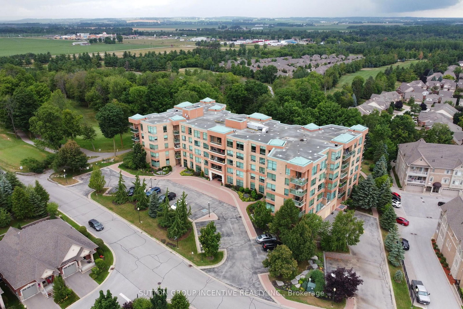 4 Briar Hill Heights • #308 • New Tecumseth, ON photo 32