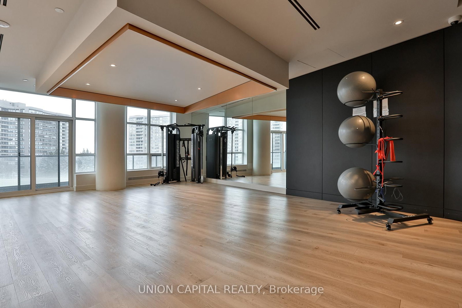 30 Upper Mall Way • #1002 • Vaughan, ON photo 20
