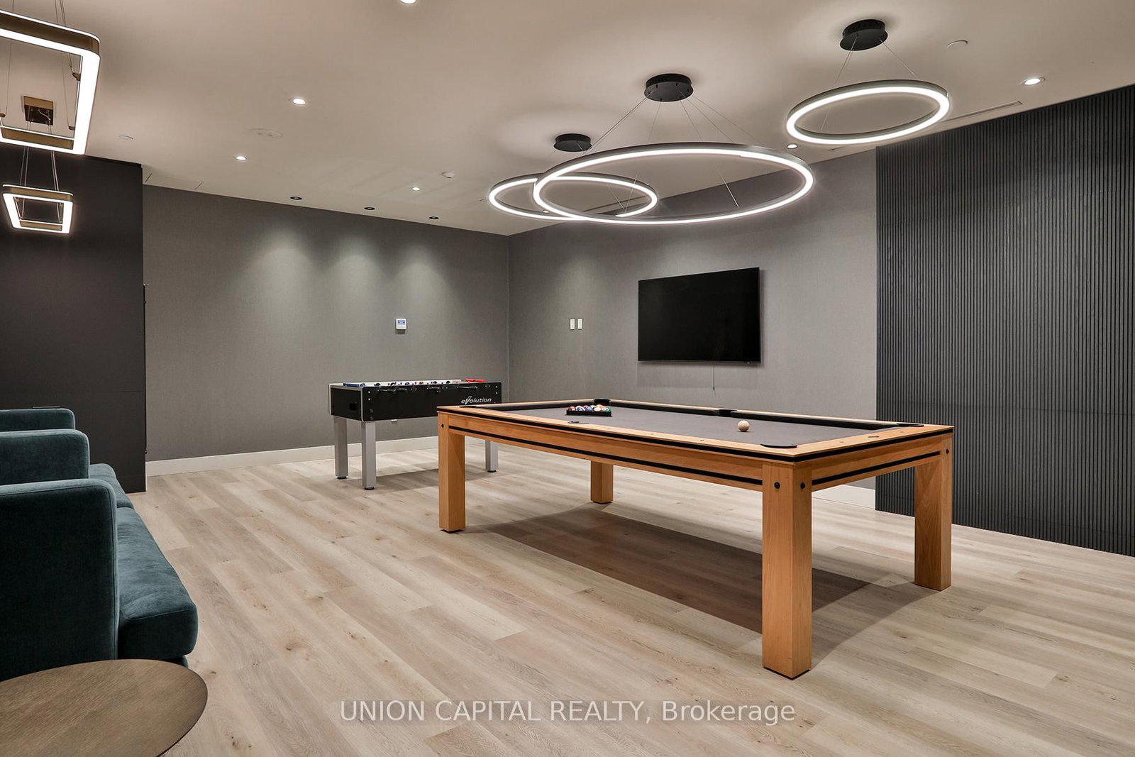 30 Upper Mall Way • #1002 • Vaughan, ON photo 22